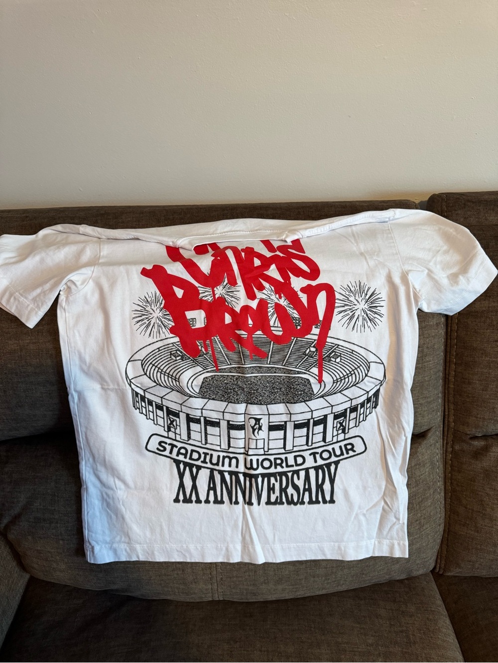 Chris Brown merch tshirt